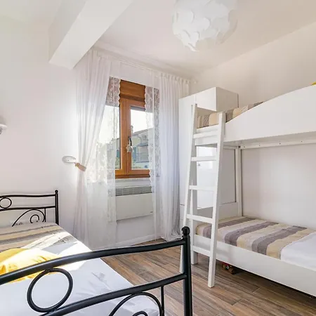 Lovely Istrian With A Private Swimming Pool And A Charming Garden *