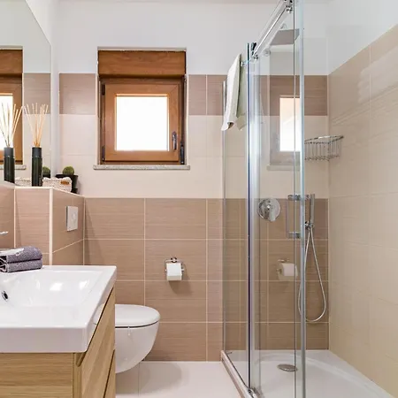 Apartment Lovely Istrian With A Private Swimming Pool And A Charming Garden Banjole